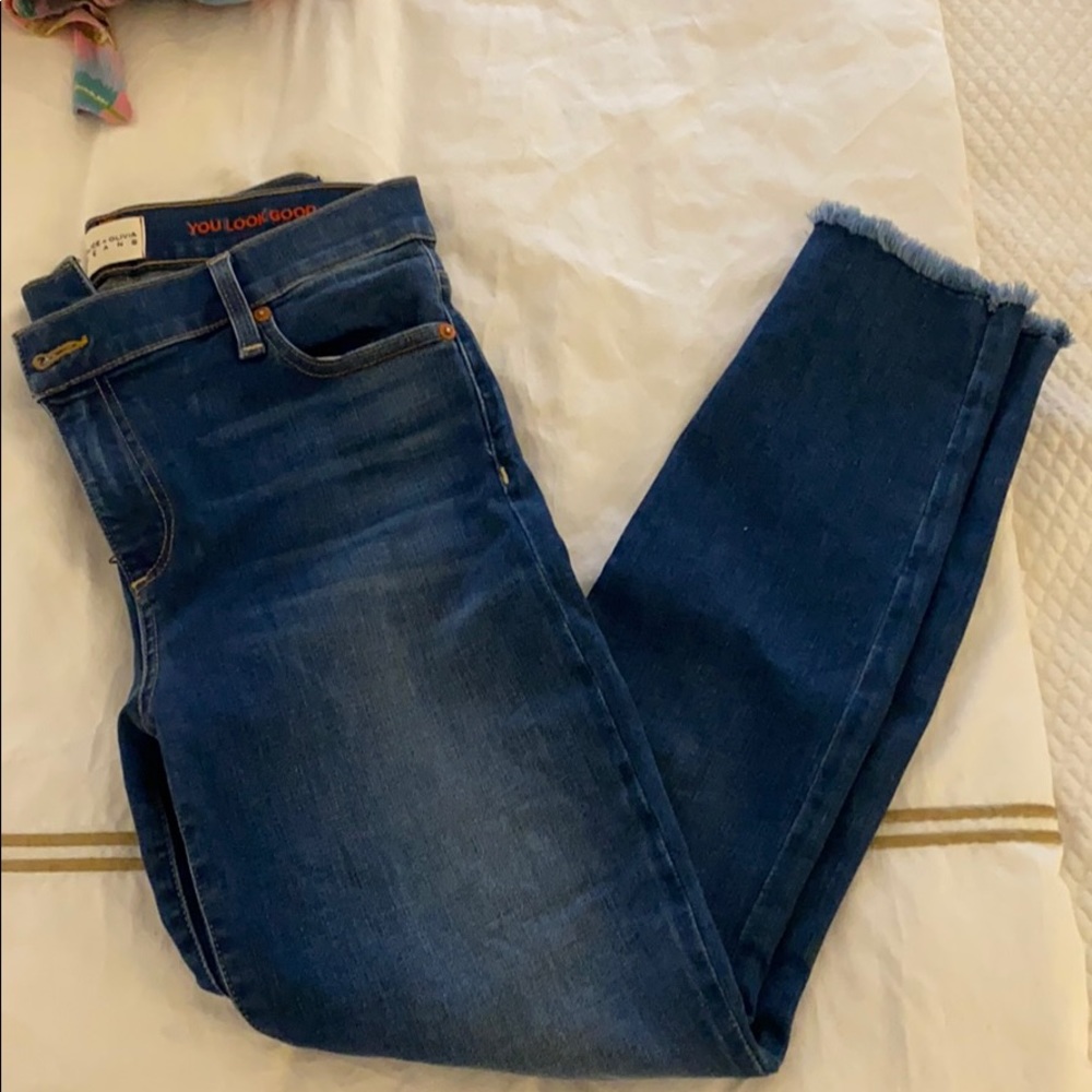 Alice + Olivia blue jeans 26